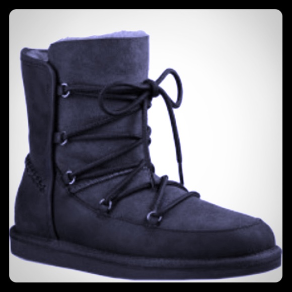 🤖SOLD 🤖 NIB Black UGG Lodge Boot - Size 11 - Picture 1 of 6
